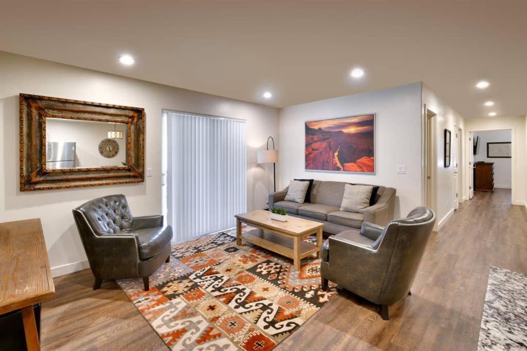 5D New Redcliff Condo, Pool & Hot Tub Moab Kültér fotó